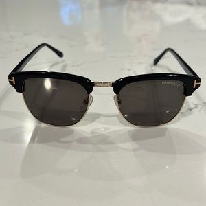 TOM FORD Liv Sunglasses TF851 49N